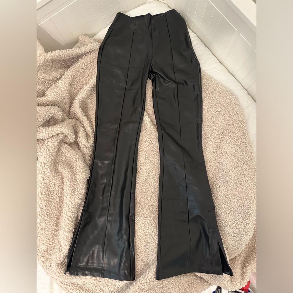 Abercrombie Black Vegan Leather Legging/Flare Pant Size XS